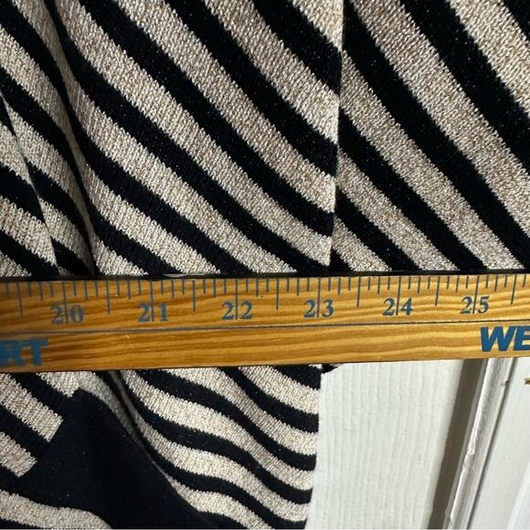 Chicos 2 Travelers Cardigan large Black Gold Stripe Knit Jacket Dolman Sleeve - Picture 10 of 10